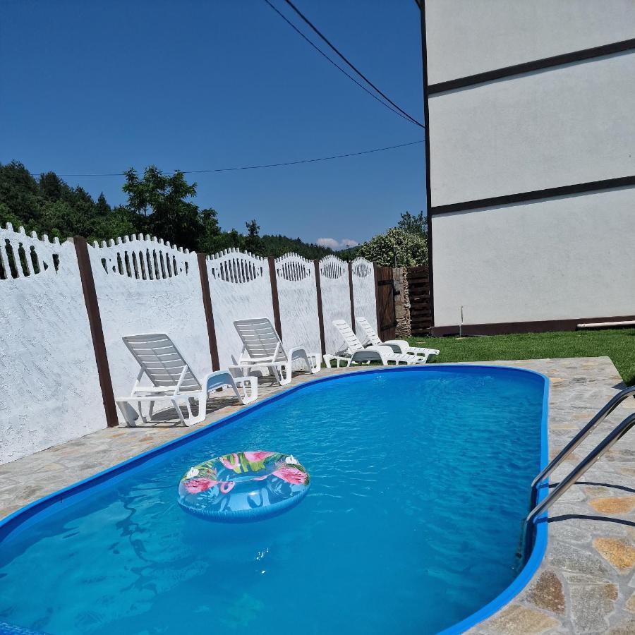 Бялата Къща Hotel Kirkovo  Exterior photo